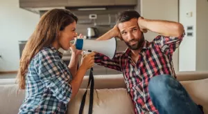 ВНИМАВАЙТЕ! Тези фрази могат да развалят брака ви