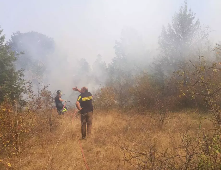 Противопожарната обстановка в област Перник остава сложна 