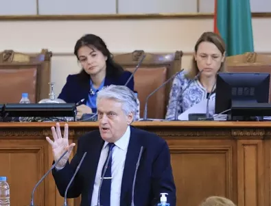 Напрежението между Бойко Рашков и ГЕРБ ескалира в парламента
