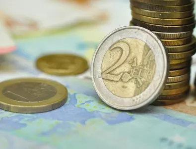 Еврото поскъпна минимално спрямо щатския долар