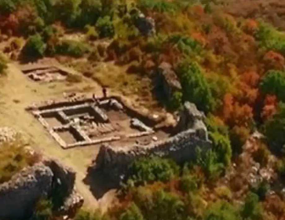 Археолози откриха мраморен блок от 3-ти век, поредно доказателство за голямо антично светилище на Балък дере (СНИМКИ) - Vimarsana News