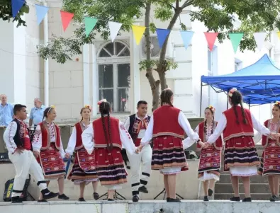Във Видин фестивал на общностите събра стотици участници