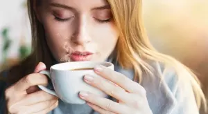 В кои часове е най-добре да пиете кафе?   