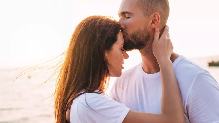 Любовта е нещо повече от привързаност, навик и страх от самотата   