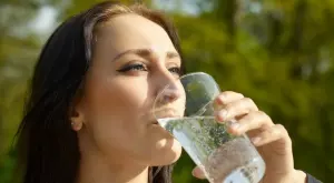 Митове и факти за газираните води