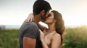 Когато на двама души им е писано да бъдат заедно, те ще намерят път към сърцата си   