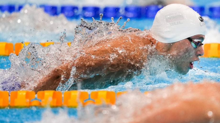 Един от водещите плувци на България записа 3 победи в