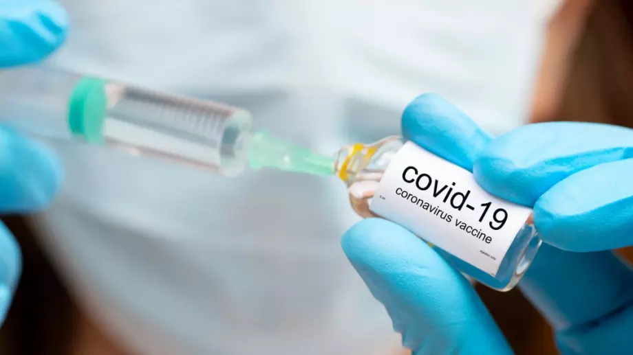 Фирми дават по 1000 лв. на служителите си, за да се ваксинират