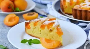 Уникално лесен сладкиш с кайсии само от 5 съставки