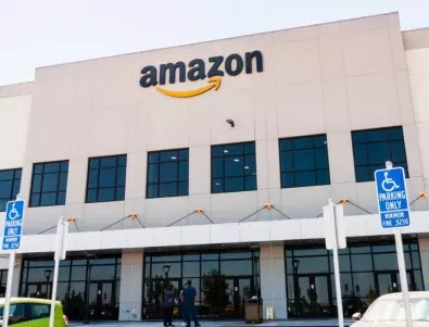Amazon отчита загуба заради спад на онлайн продажбите 