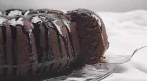 Много вкусен и бърз какаов кекс БЕЗ бяла захар   