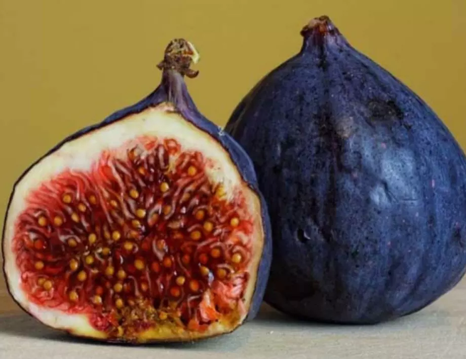 Смес от смокини с прясно мляко смазва болното гърло и лекува кашлицата