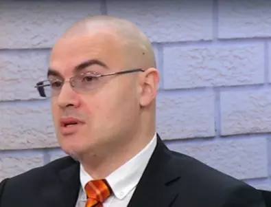 Петър Илиев е напуснал поста си в СУ по свое желание 