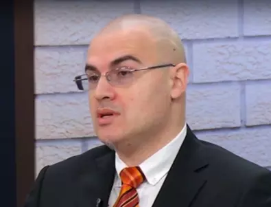 Слабости в закона пречат за решаването на академичното бъдеще на Петър Илиев