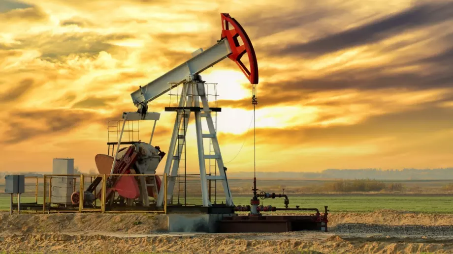 МАЕ: Търсенето на петрол през 2023 г. ще е по-слабо от първоначалните прогнози