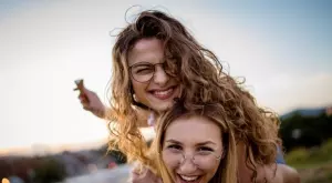 Защо хора от различни зодиакални знаци се появяват в живота ни?   