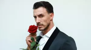 Ергенът Виктор всъщност НЕ гледа предаването, ето защо