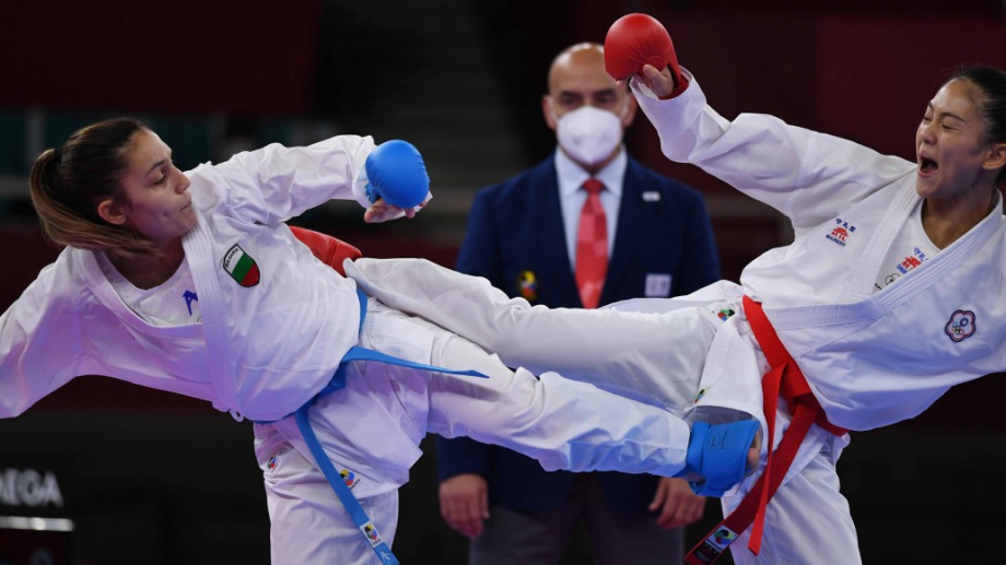 Олимпийската шампионка на България в каратето спечели бронзов