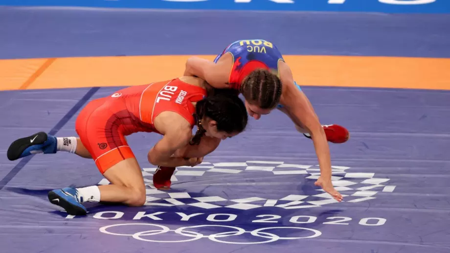 Миглена Селишка помете румънка за отличен старт в борбата на Олимпийските игри в Токио