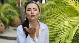 Наталия Кобилкина се показа по бански (СНИМКИ)