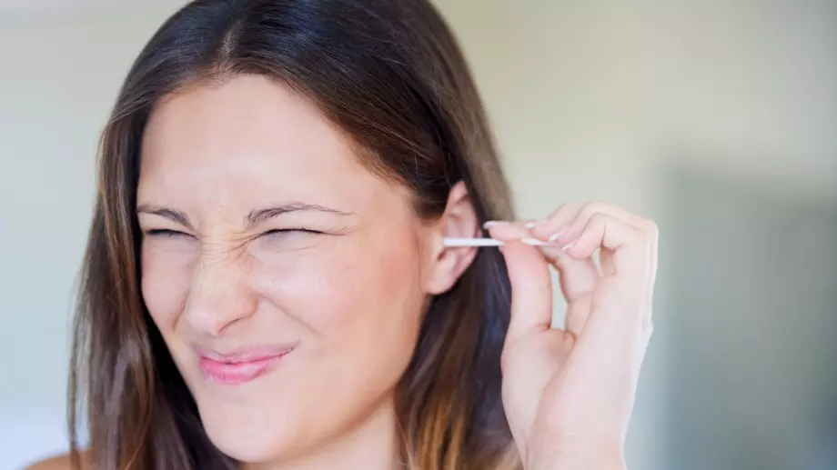 Цял живот си чистите ушите грешно, ето как е правилно