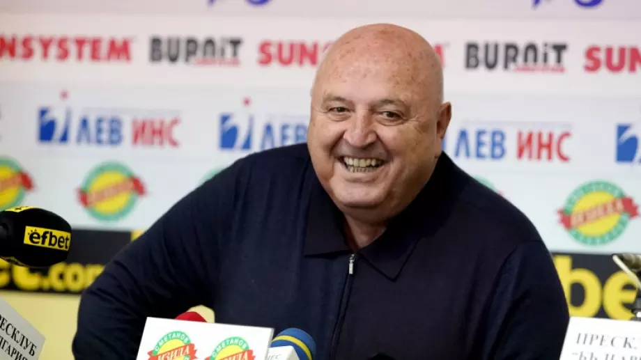 Венцеслав Стефанов похвали Лудогорец, коментира скандала в Левски, но не пропусна и ЦСКА
