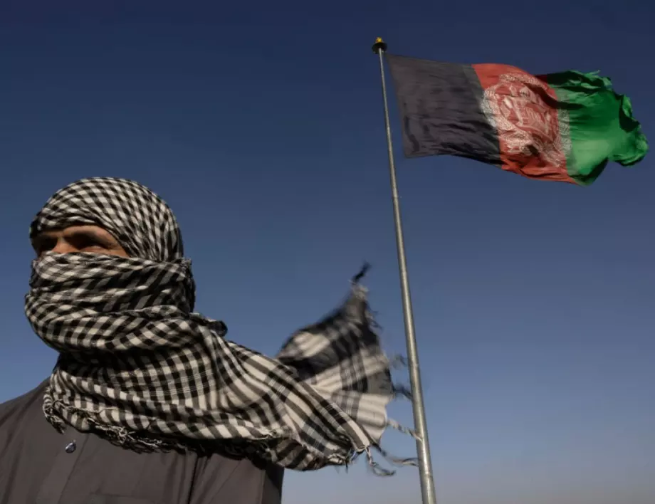 ООН удължава присъствието си в Афганистан, талибаните доволни