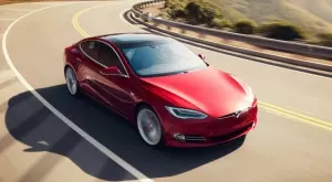 Германец измина милион и половина километра с Tesla