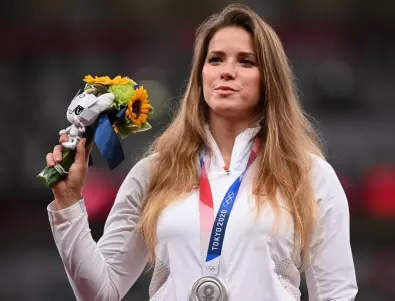 Полска лекоатлетка продаде на търг медала си от Токио, за да спаси дете (ВИДЕО)