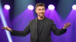 Миро е водещ на ново телевизионно предаване