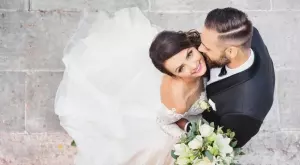 Това са зодиите, които много държат да сключат брак   