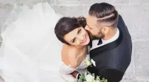 Виц за днес: Жена разпитва мъжа си