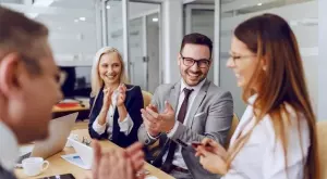 Зодиите, които постигат успех в кариерата след 40 години