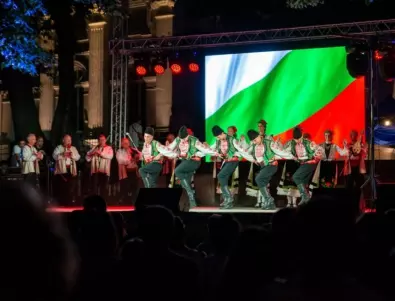 Куклено и огнено шоу с тъпани на фестивала „Синия Дунав“ във Видин (ВИДЕО + ПРОГРАМА)