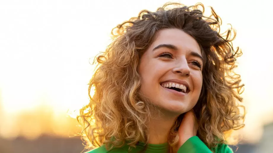 Виц за добро утро: Влиза един мъж в банката