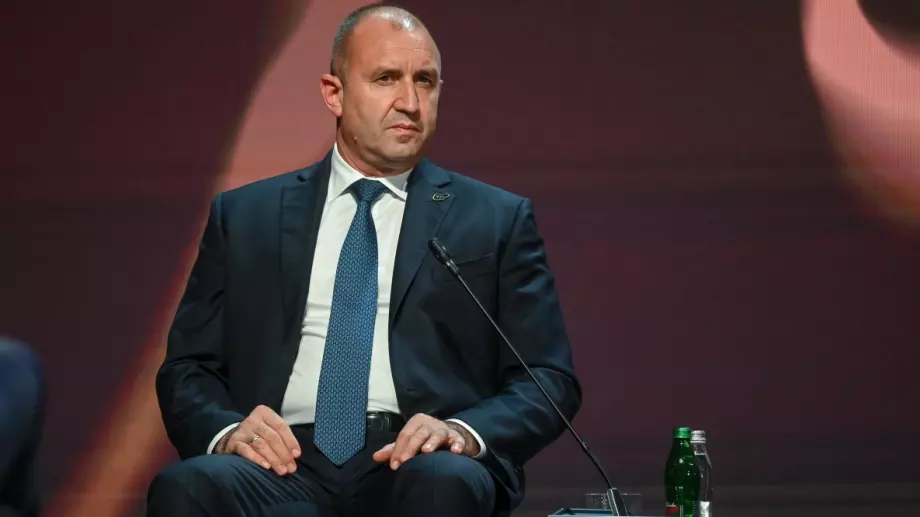 Президентът Румен Радев като адвокат на "Газпром": Обърна се към Конституционния съд с редица аргуметни