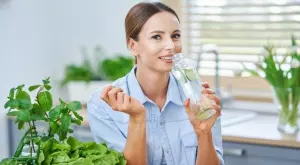 Ново проучване: 14-часовото гладуване ни прави по-щастливи и по-малко гладни