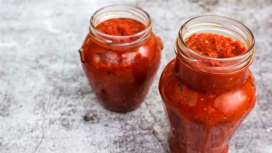 С колко поскъпва домашната лютеница?