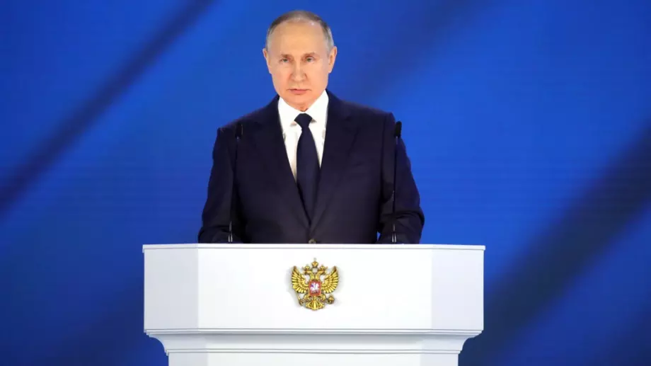 Путин забрани със закон техническия преглед на колите