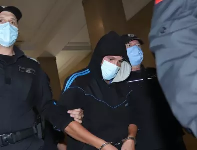 Заплашилият Ива Митева остава за постоянно в ареста
