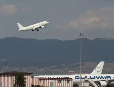 Няма пренасочени самолети на летище София въпреки силния вятър