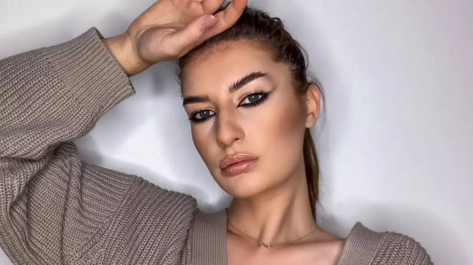 Обратна очна линия: Гримът, превърнал се в хит в TikTok