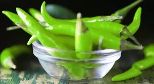 От баба знам тази рецепта за пукани люти чушлета 