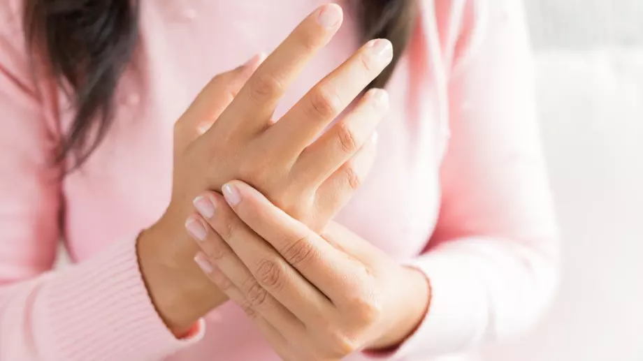 Лекар: Ето кога треперенето на ръцете е повод за безпокойство