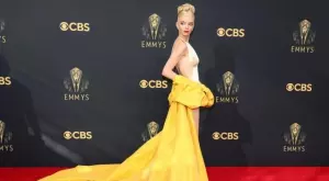 Аня Тейлър-Джой се ожени на приказна церемония (СНИМКА)