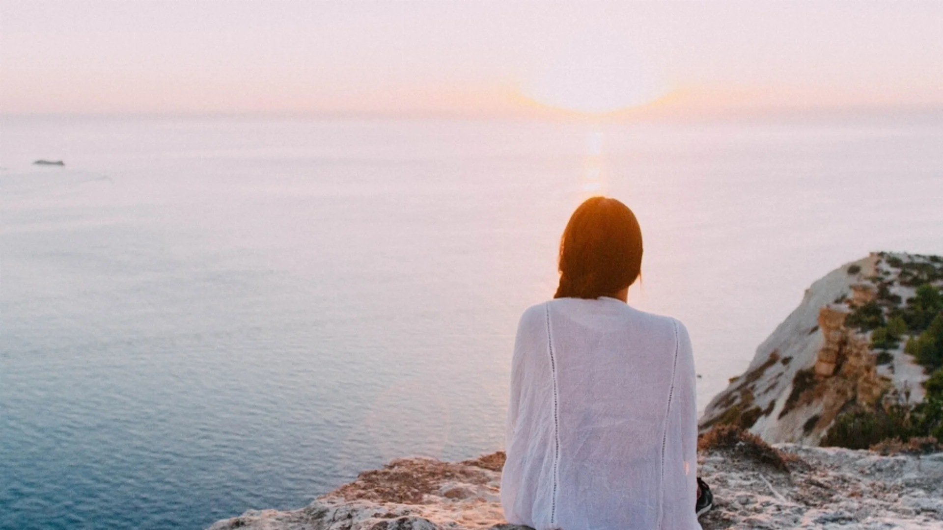 Ретрограден Меркурий през януари 2024: Точни дати и Влияние върху Здравето