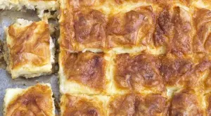 Вкусна баница с газирана вода   