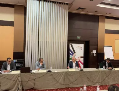 Теодор Стойчев и трима евродепутати с анализ на една реч и три политики на ЕС