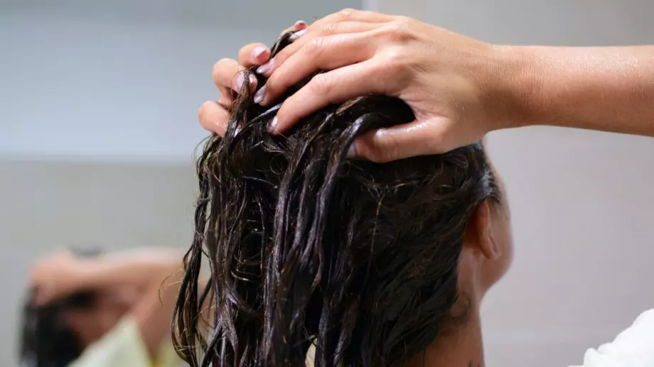 3 ефективни маски за коса само с една съставка