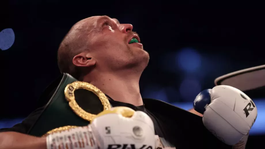 Олександър Усик се доближи до Тайсън Фюри в рейтинга на ESPN